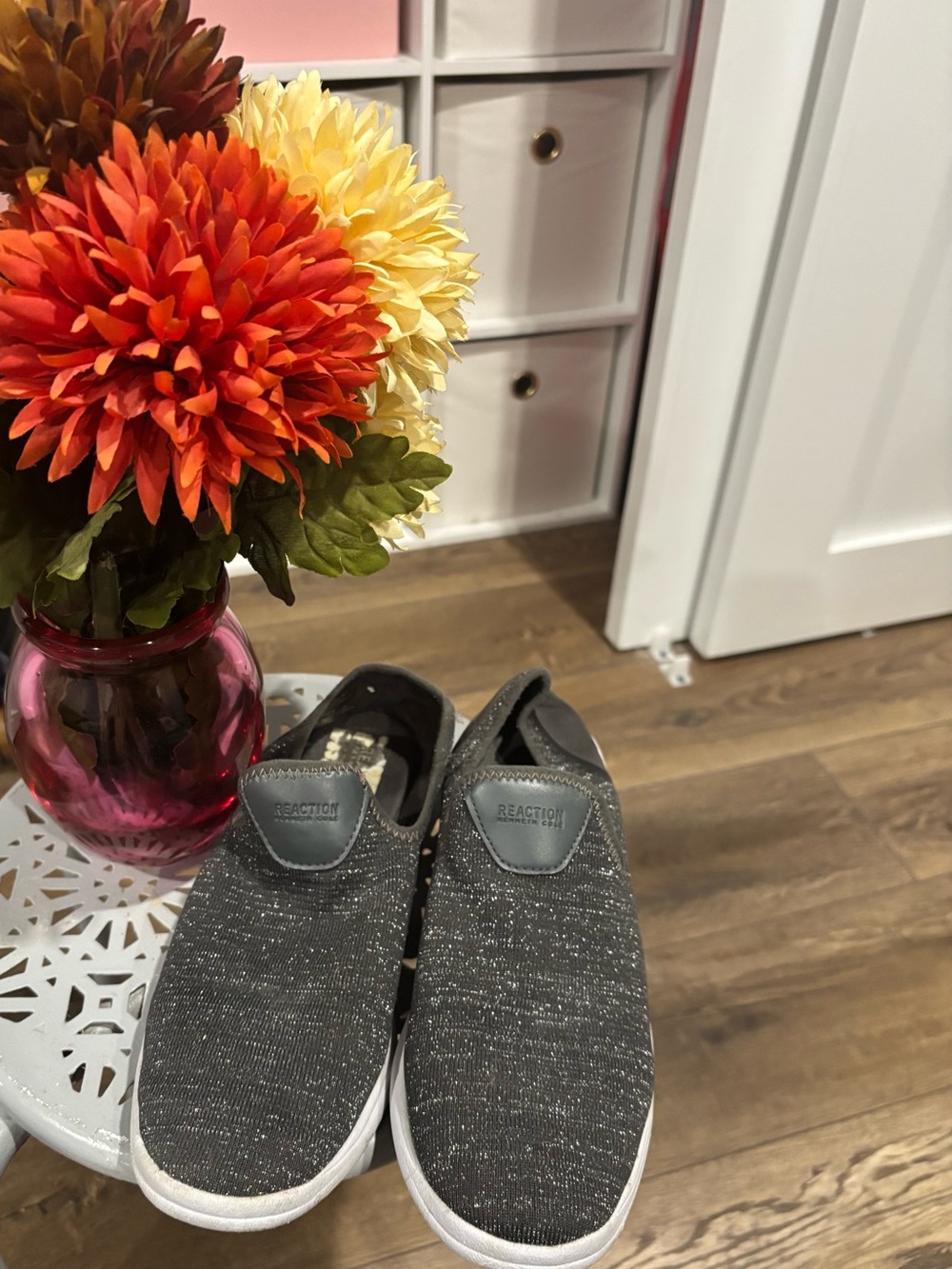 Kenneth Cole Reaction Black-Speckled Slip-On Sneakers